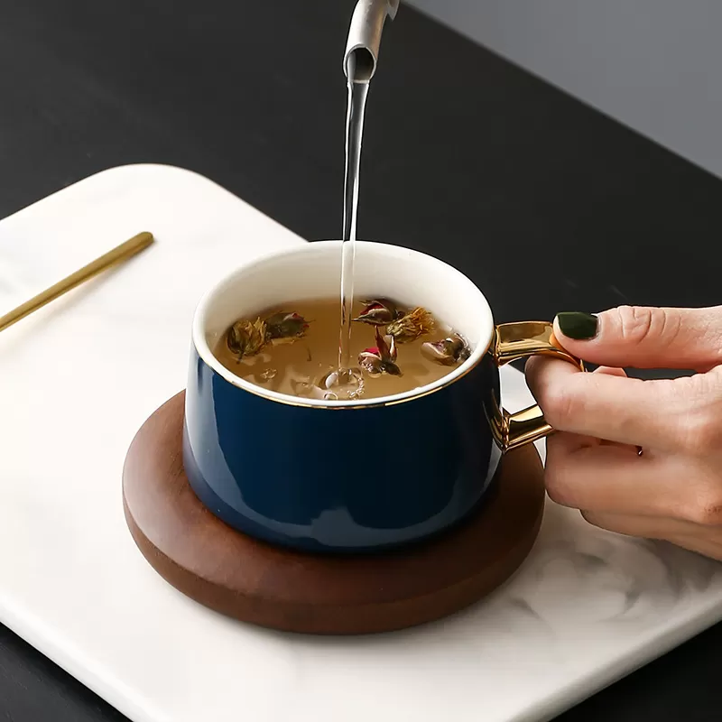 Bộ cốc uống trà cà phê đế gỗ phong cách cổ điển kèm hộp quà