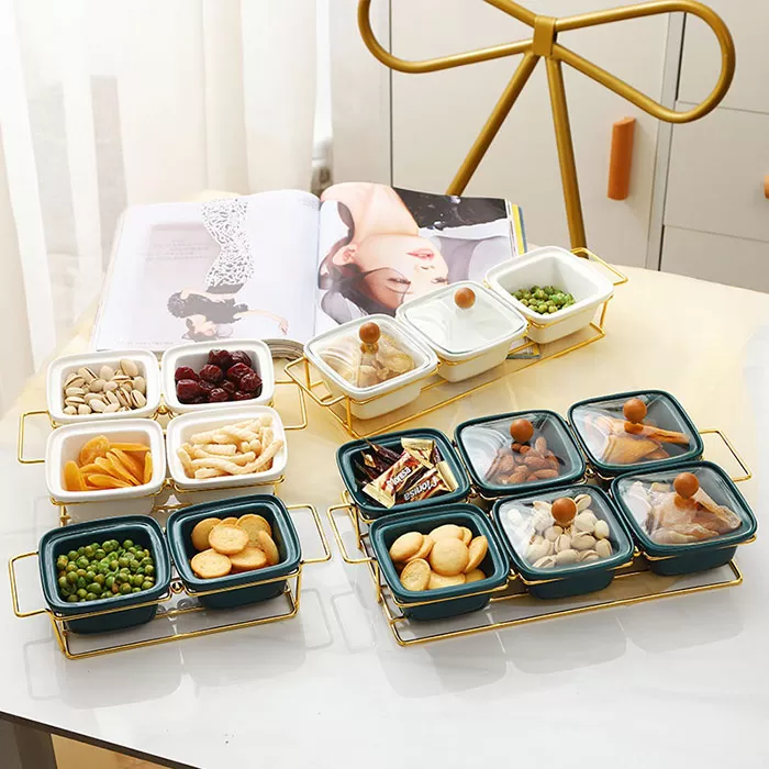 Khay mứt, hạt hũ vuông xanh nắp trong suốt