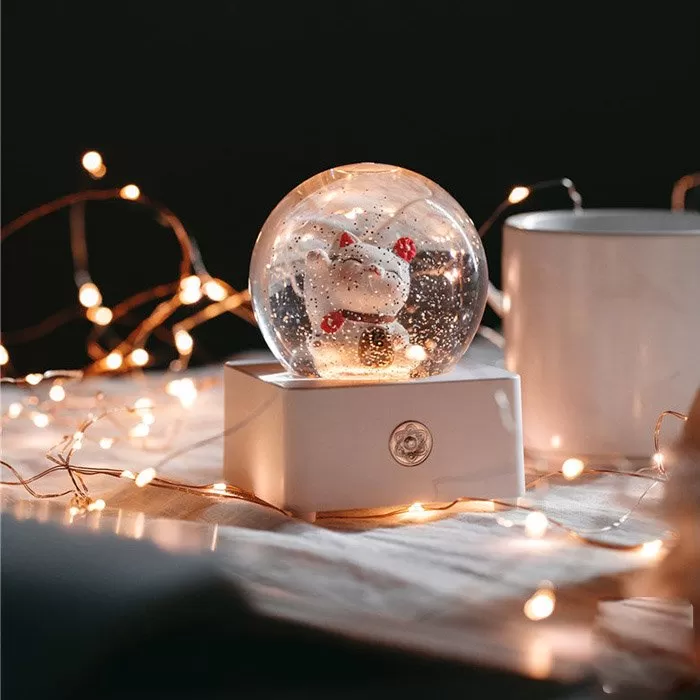 Hộp nhạc quả cầu pha lê tuyết kim sa - Mèo may mắn